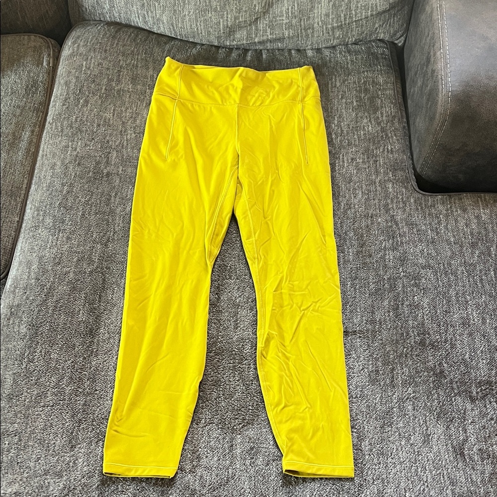 Never worn women’s leggings